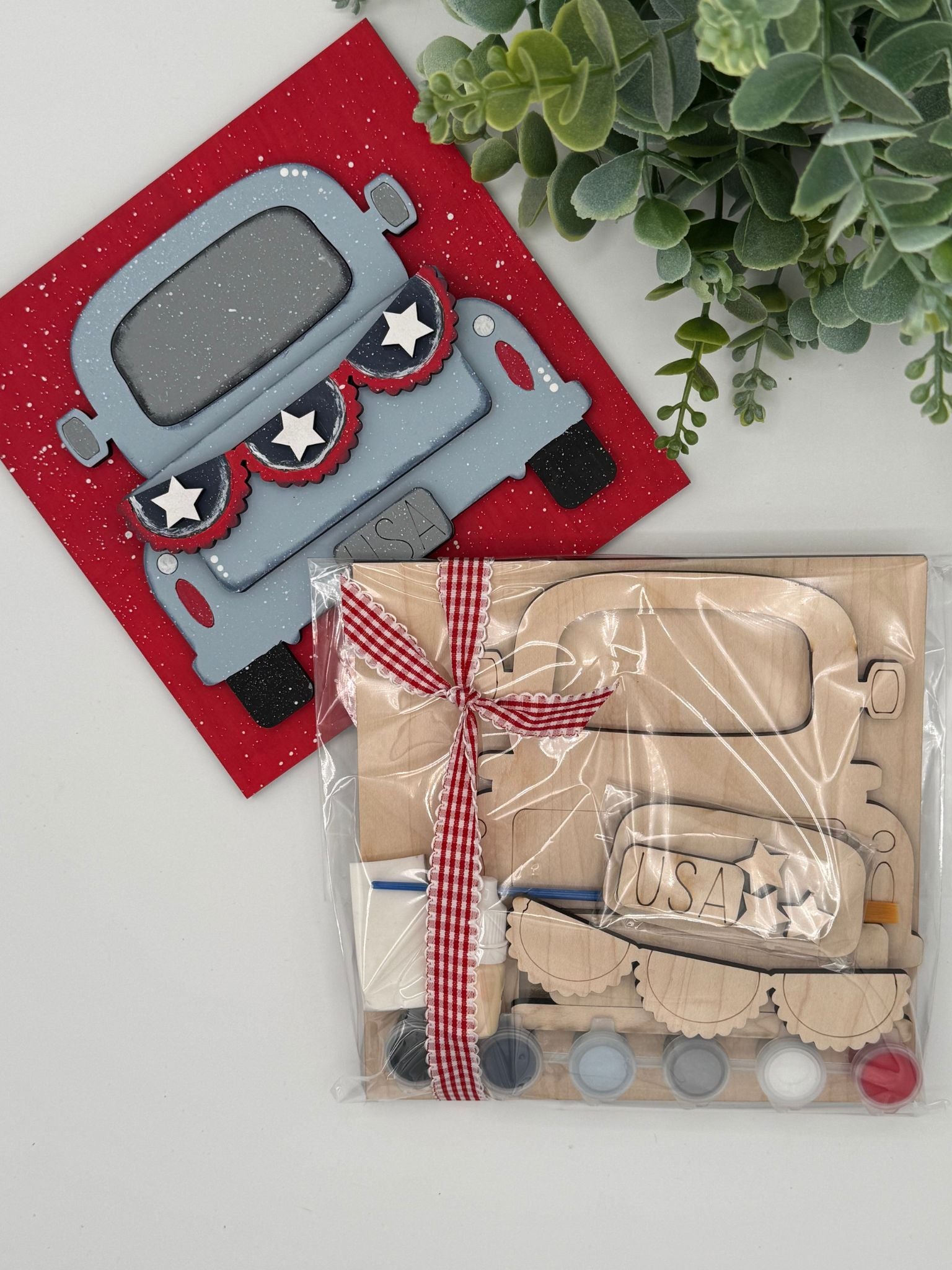 DIY Kit Patriotic Truck